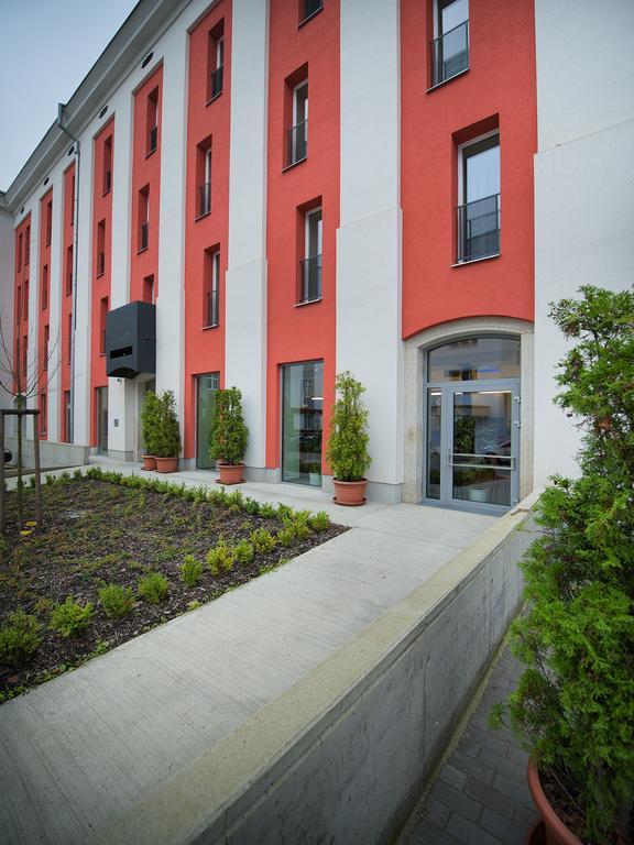 Ea Business Hotel Jihlava Exterior foto